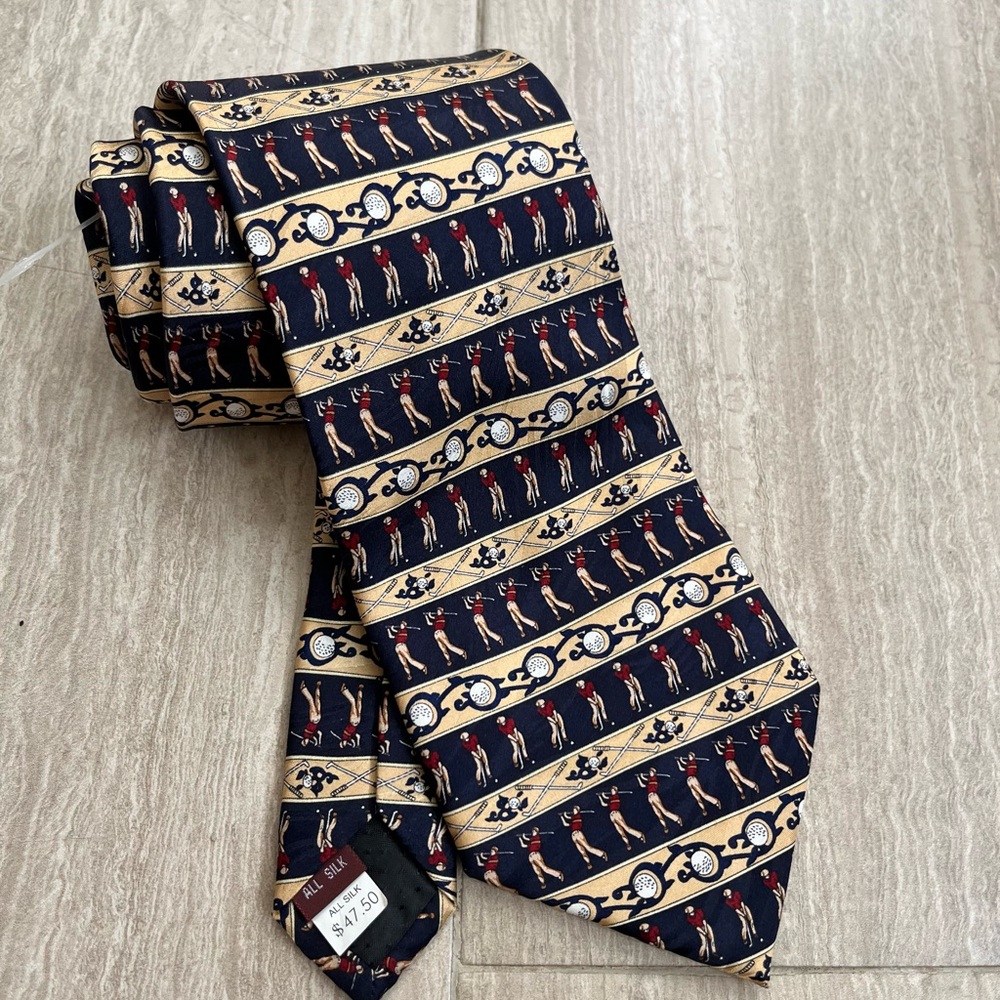 Museum Artifacts Silk Tie